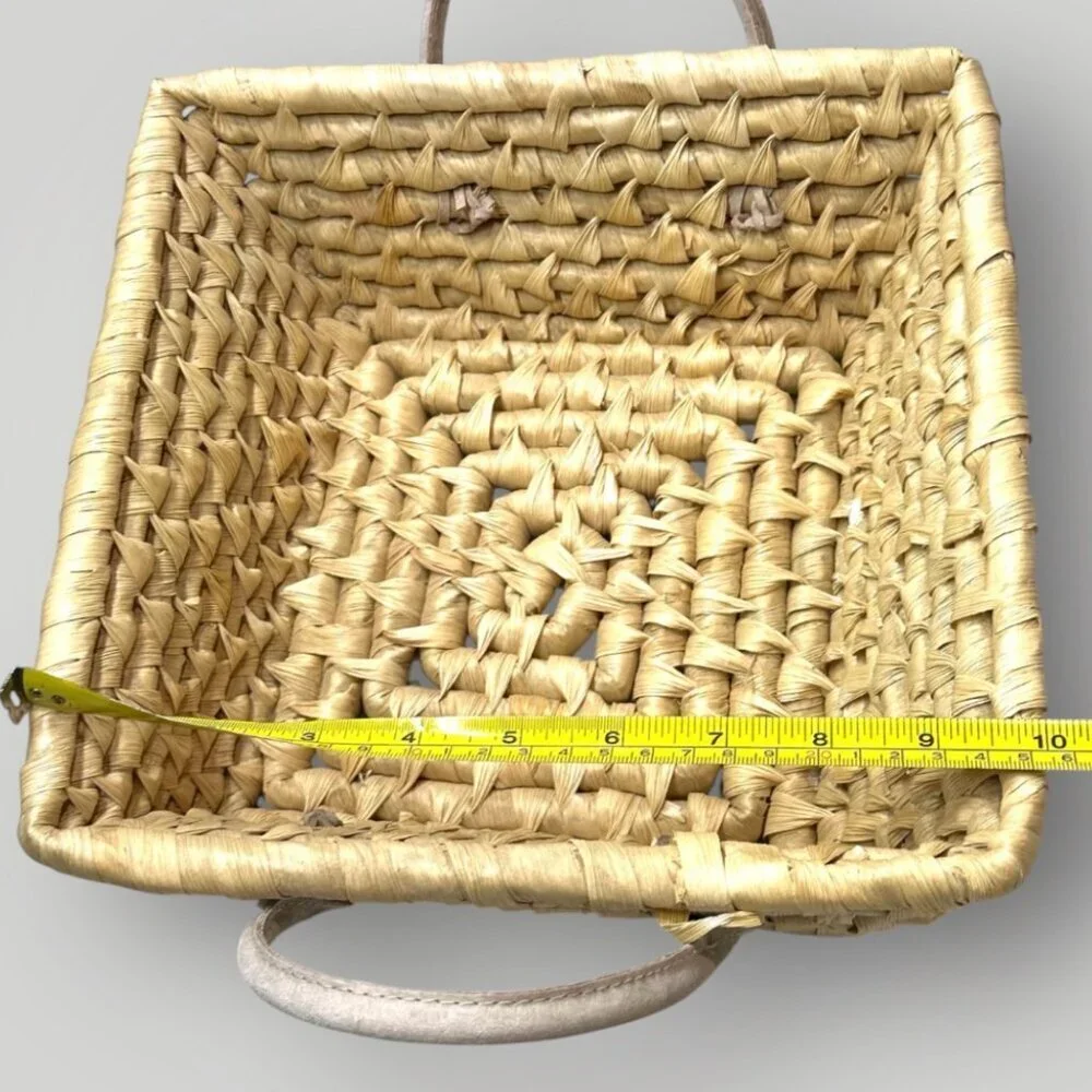 Home Trends Grass Basket with Leather Handle Vertical Weave Muted Yellow Beige - Picture 9 of 10